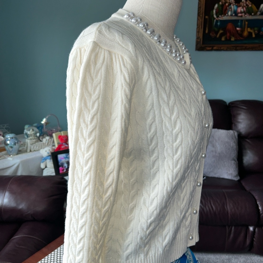 Adrianna Papell Pearl-Button Cream Cable Knit Cardigan Size Medium - Picture 4 of 8